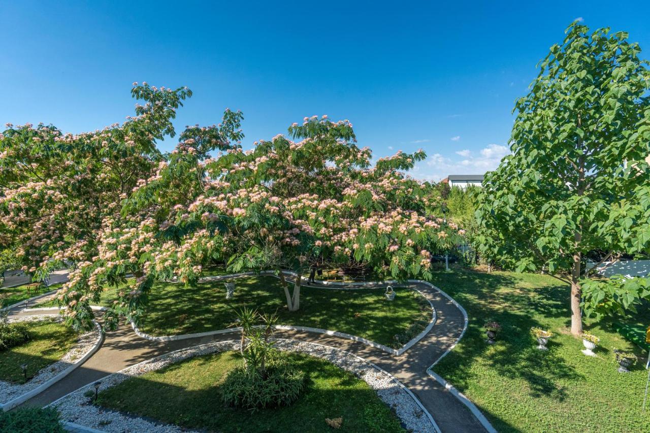 Vila Cataleya เวนุส ภายนอก รูปภาพ